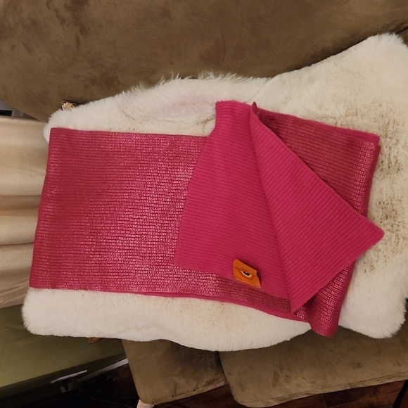 Nwot Kurt Geiger Pink Metallic Winter Scarf​​​​​​​​ - Picture 1 of 6